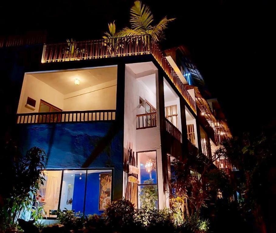Hannah Hotel Balabag  Exterior foto